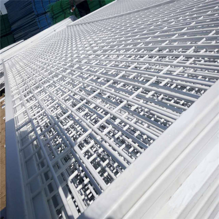 看守所、拘留所安裝防攀爬金屬隔離網(wǎng)時的注意事項(xiàng)